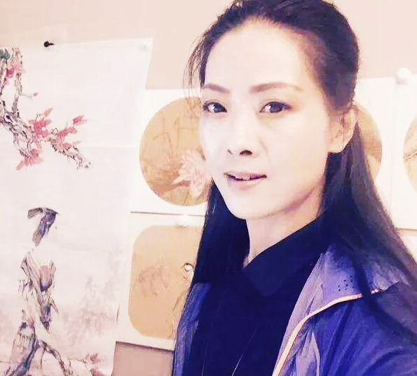 想看青海美协"复印机"王筱丽辞职道歉?没门儿!她把自己狠夸了一通