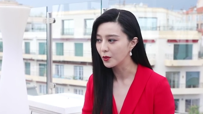 女星收入排行榜_网传明星收入排行榜单,郑爽日薪208万不算高,还没能进前十!