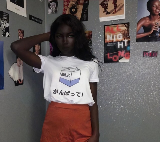 非洲黑人女孩lolita因太漂亮家人不敢让她独自外出