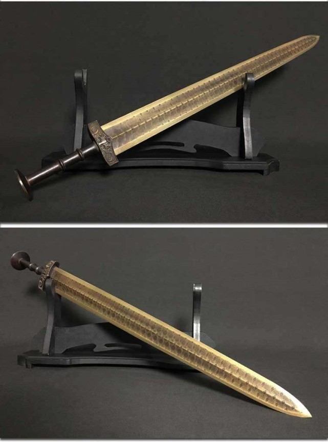秦代青铜剑图片