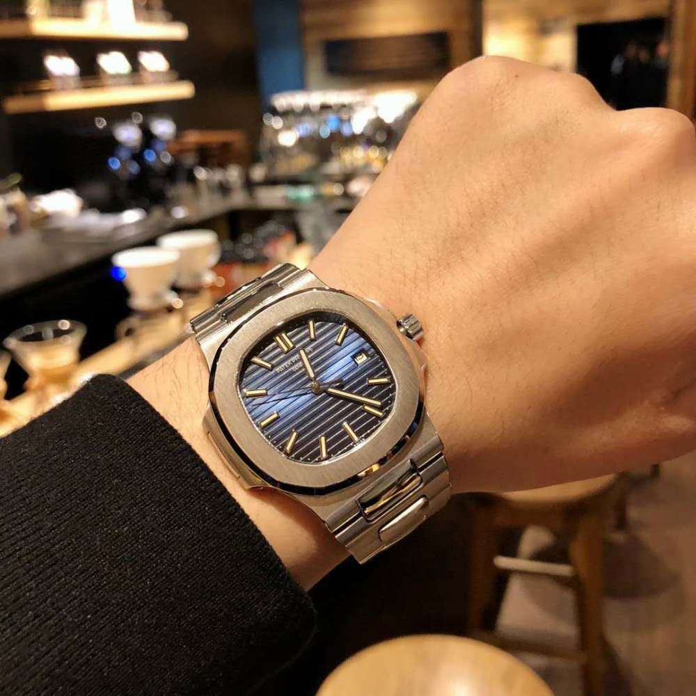 将表王百达翡丽戴在手上是什么感觉?我飘了