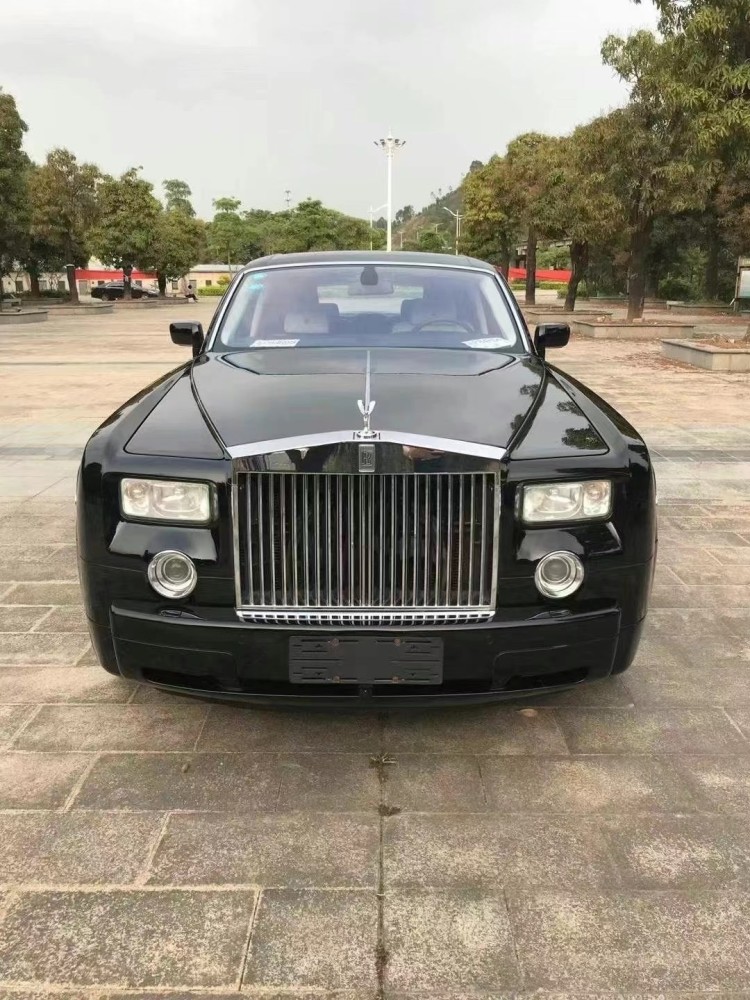 12款劳斯莱斯幻影仅售98万雍容华贵完美诠释尊贵品质