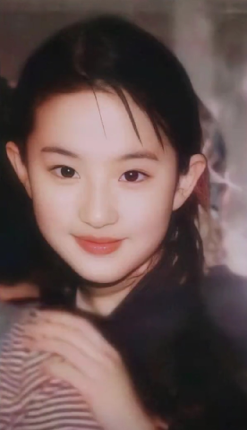 15岁高调出道,一只脚踏进好莱坞的刘亦菲,为什么最后还是凉了?