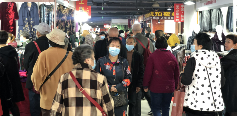 阔别四年重回沙湾 21成都春季服装博览会今日开幕 腾讯新闻