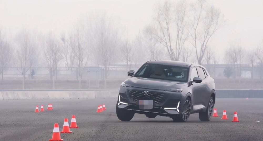 麋鹿测试火遍全网测的是什么长安unik真实实力如何