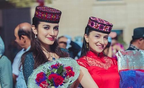 这个民族其实就是塔吉克族,这个应该很多人都听过,虽然少数民族有很多