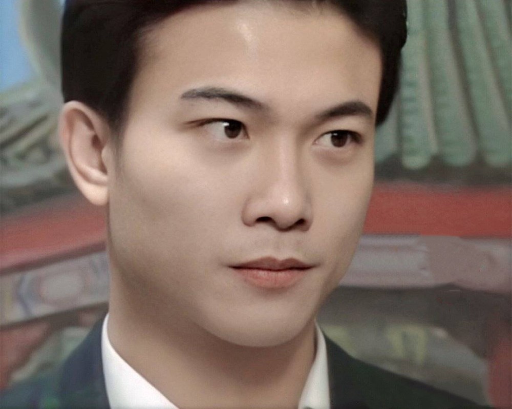 配角恋情亮眼过主角恋情,绿袍x余英男相爱相杀令人难忘