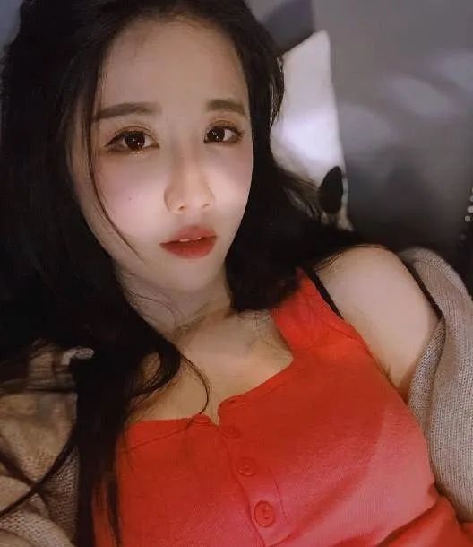 网红真实姓名大曝光呆妹儿真名清新唯美小团团姓名读音难倒众人