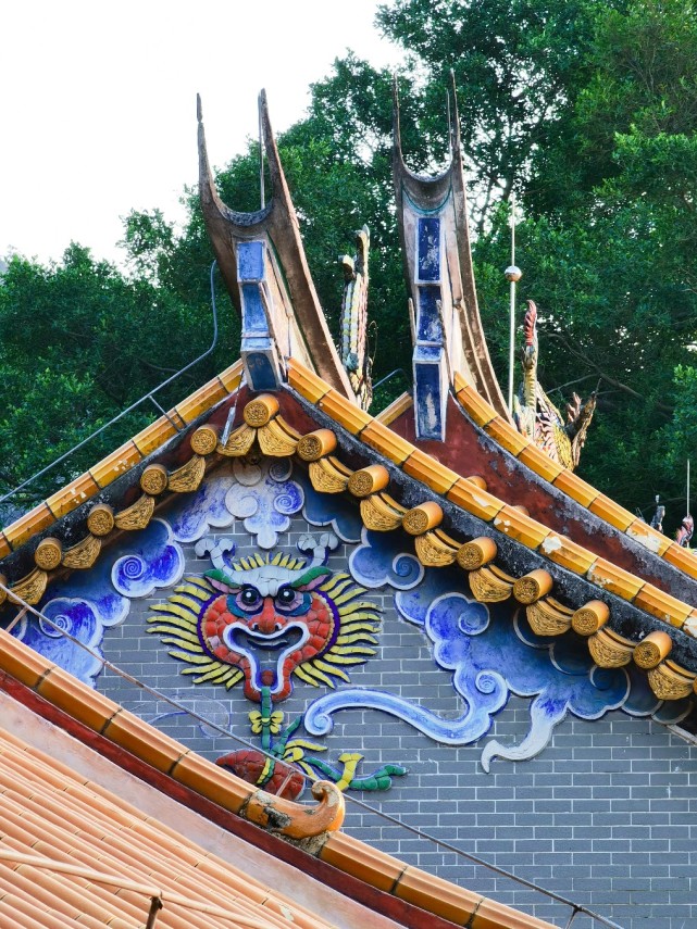 凤凰山凤岩古庙建筑风采