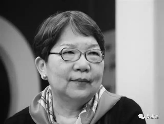 席慕蓉我是一个燃烧的蒙古族人