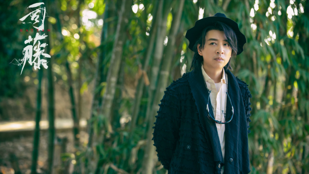 司藤白金的真实身份让人好奇是大树还是飞鸟