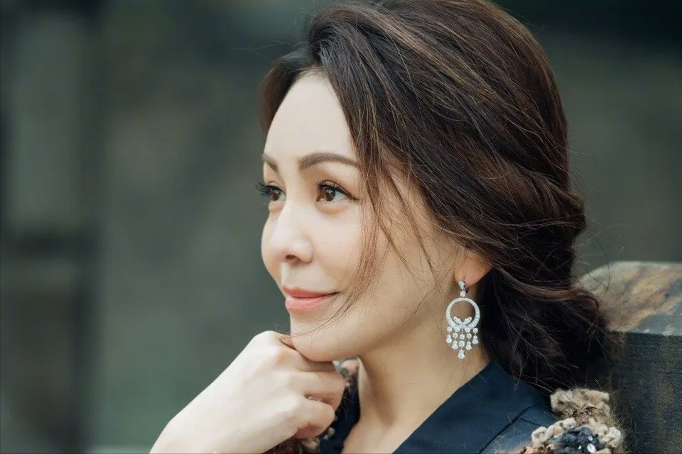 王琳,方磊终止约会,50岁的"雪姨"经历两段婚姻,她还能爱吗?