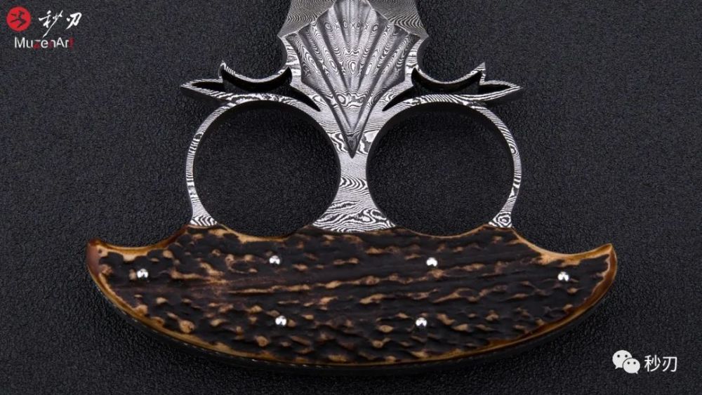 刀剑看多了,不妨换个口味,来看看这把华丽的大马拳刺