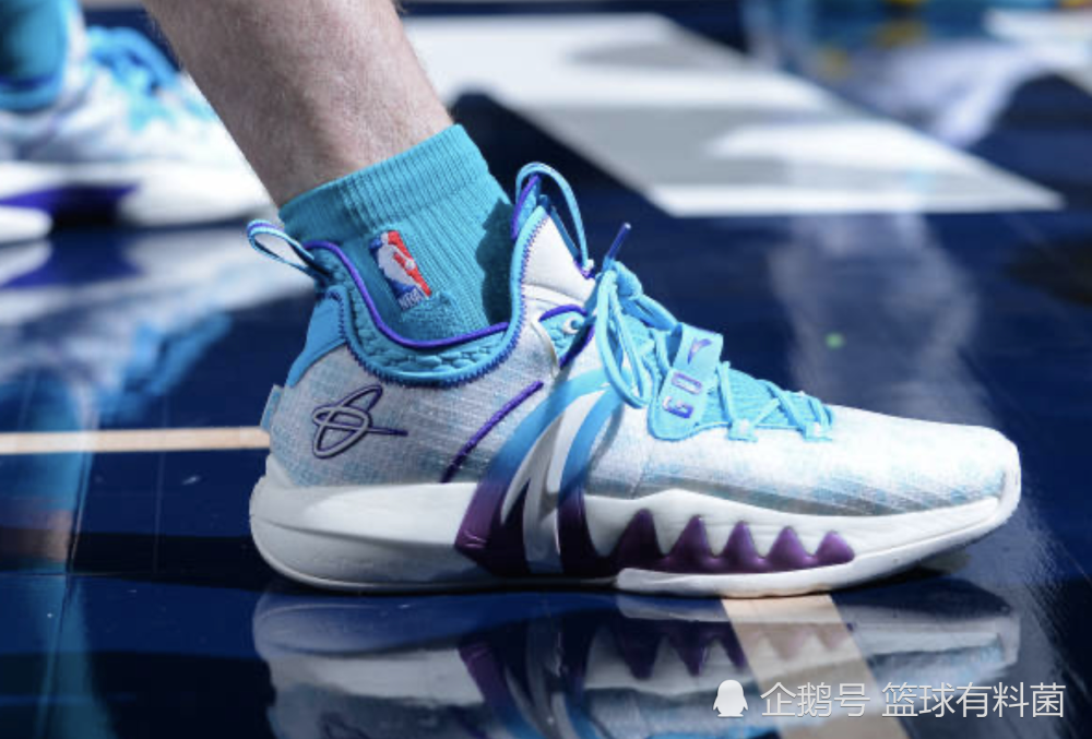 【国产好鞋推荐一】安踏海沃德2 全配色大赏!_腾讯新闻