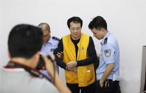 庞屹落网始末:长春枪杀小贤后逃亡,21年穷途末路,难逃法网