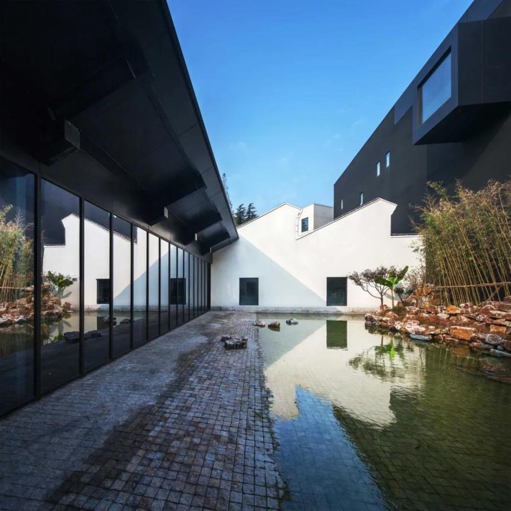 韩天衡美术馆通过改造让纺织厂变身美术馆