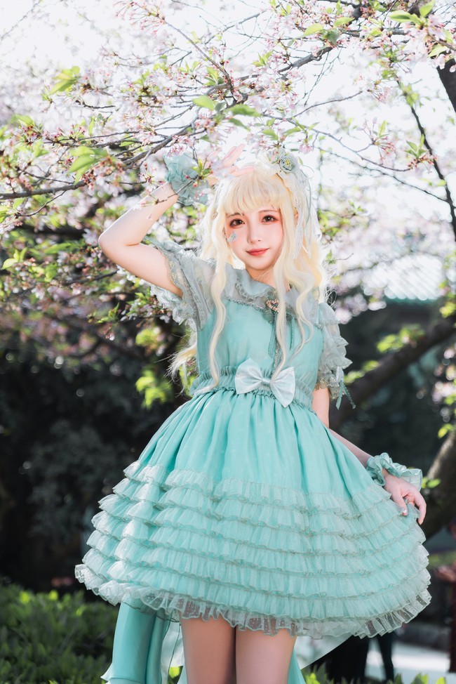 lolita装扮花语少女洛丽塔