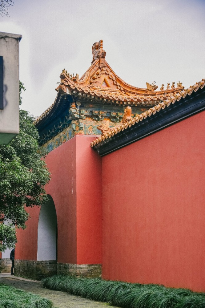 g5(假日旅游线路)乘坐315路公交到明孝陵站下车步行370米到达明孝 