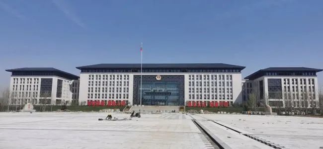 图丨安徽公安职业学院新校区(北门)已初具规模.