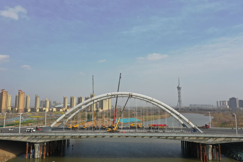 沙颍河大桥试通车据了解,周口市中原路跨沙颍河桥梁及道路打通工程