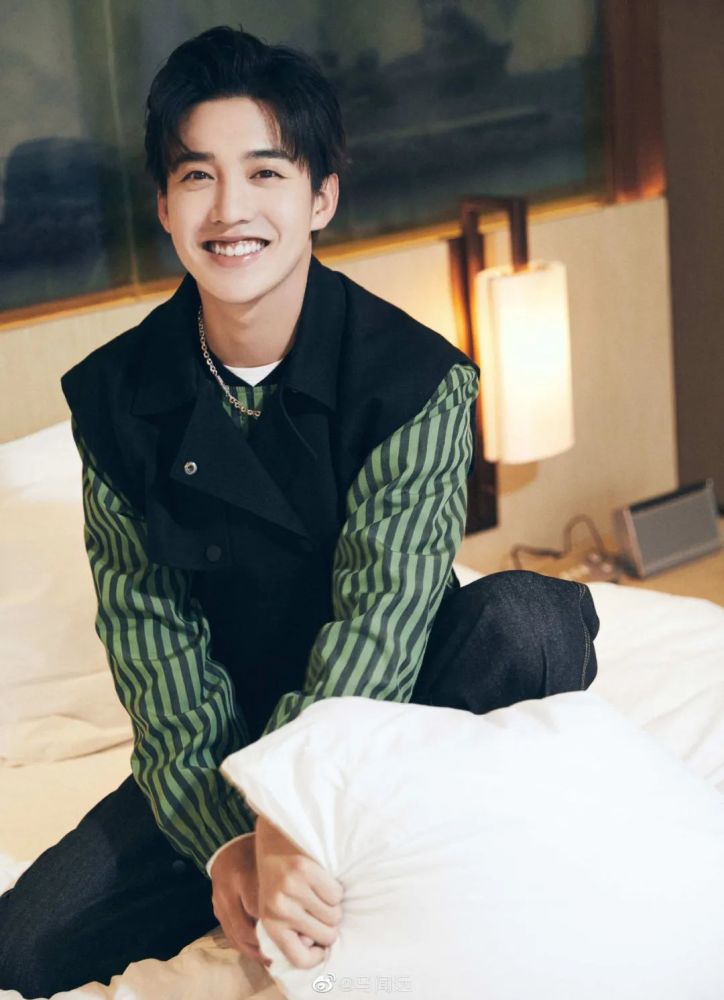 虽然曹蔚宁的结局没有圆满,但宝藏男孩马闻远的演艺事