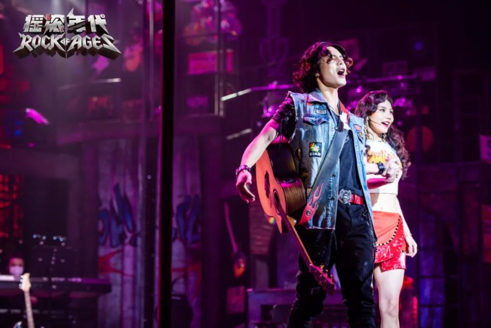 百老汇音乐剧摇滚年代再次燃情回归一场躁动青春的摇滚盛宴即将开始