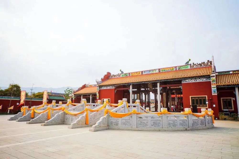 明天主播带你穿越贺州文庙