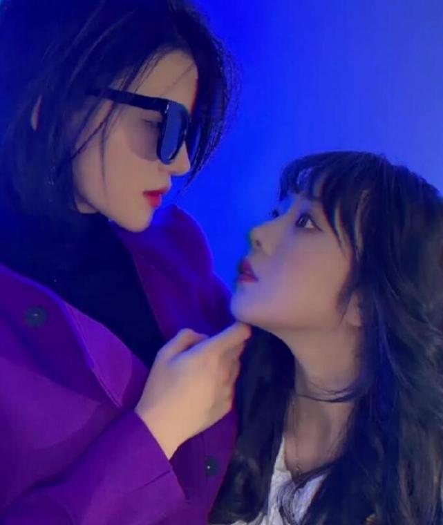 郝一点换新cp了与万小七频繁互动已惹林锡粉丝不满