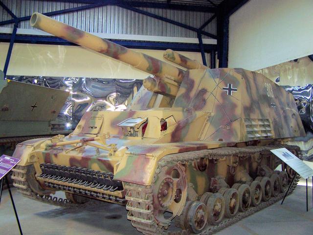 自行火炮和坦克|刺蜂——二战德国“野蜂”自行火炮