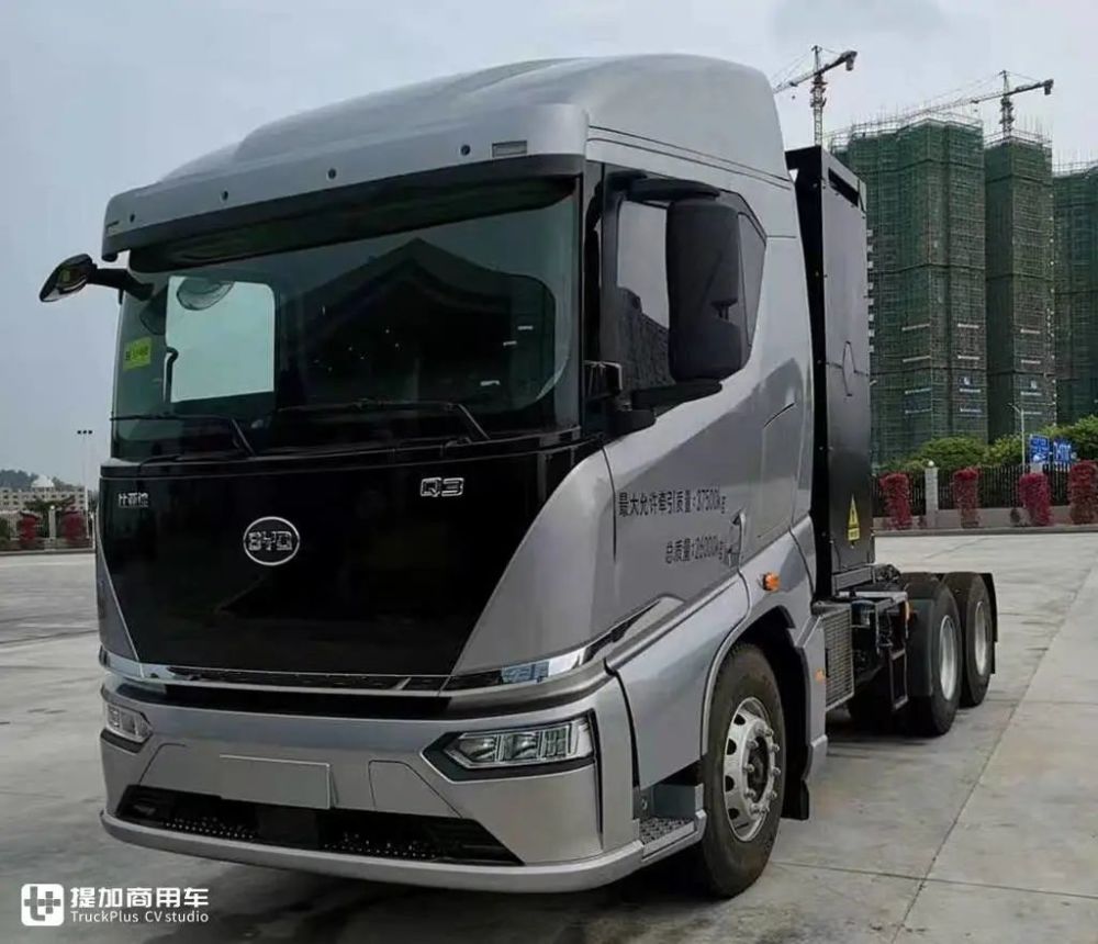 从微卡到载重近40吨的牵引车,带您见识比亚迪的电动卡车帝国_腾讯新闻