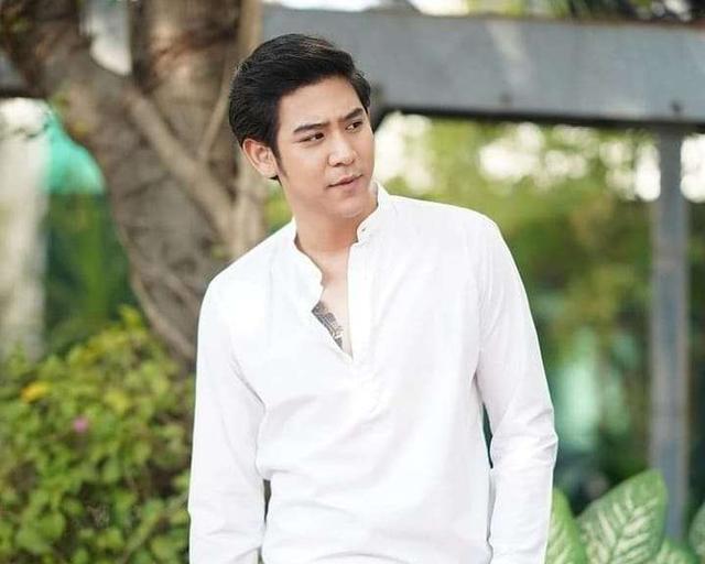 脱单了泰星porshe她是圈外人我们交谈了3个月了