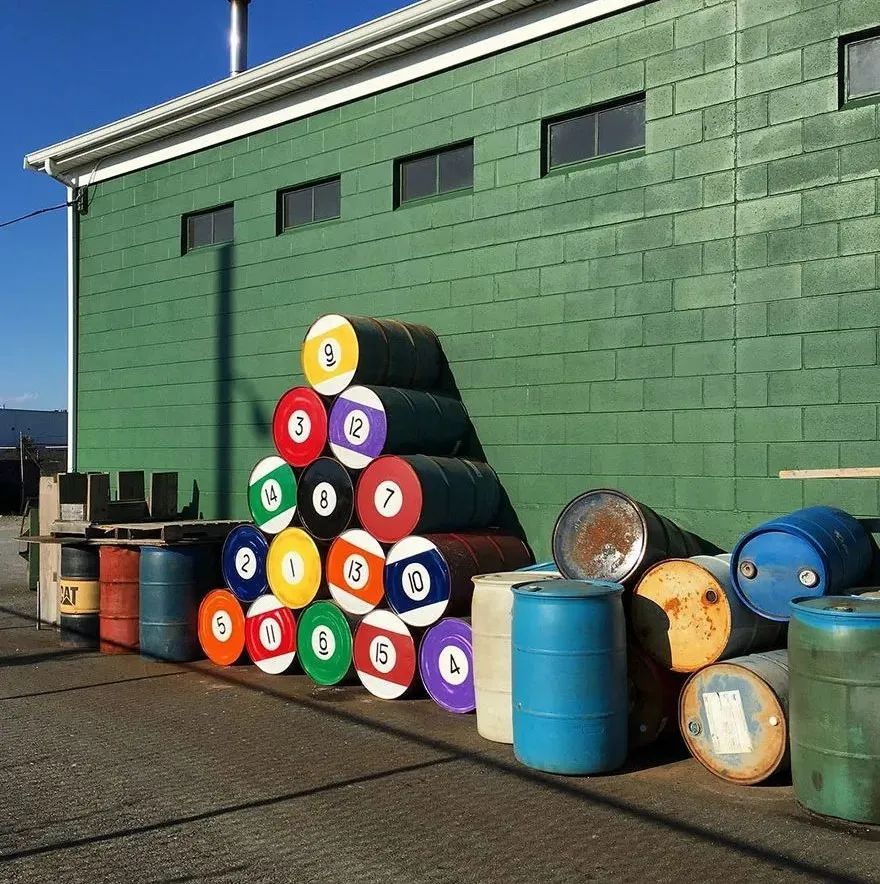 给平淡的生活加点艺术这样潮酷的街头涂鸦不信你不喜欢