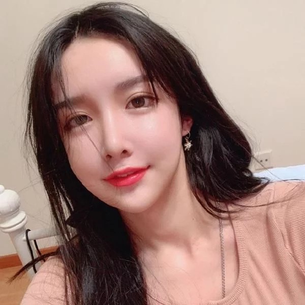 abbily成功变性成为女孩.对于艾比我想说:你就是女生!_腾讯新闻