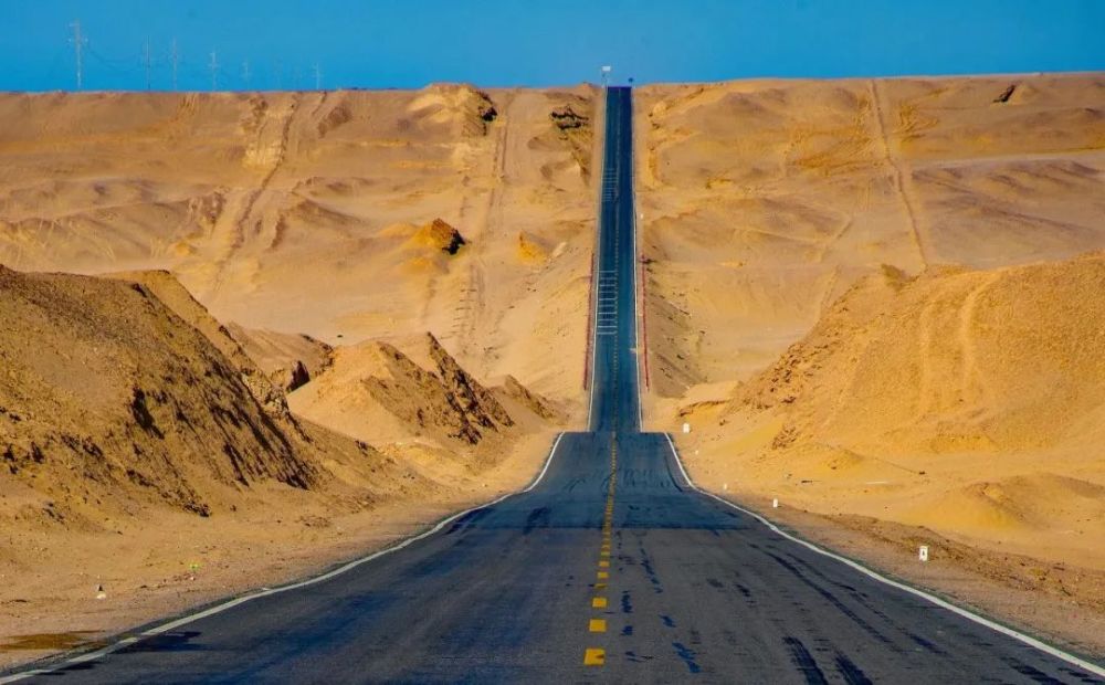 最孤独的国道g315从西宁到喀什穿越中国一半的无人区