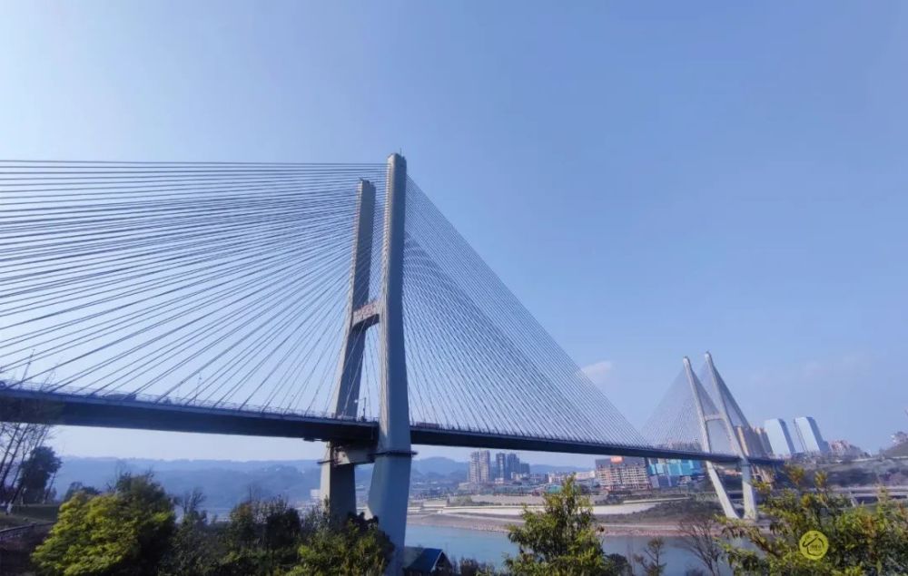 宜宾一座离不开桥的城市