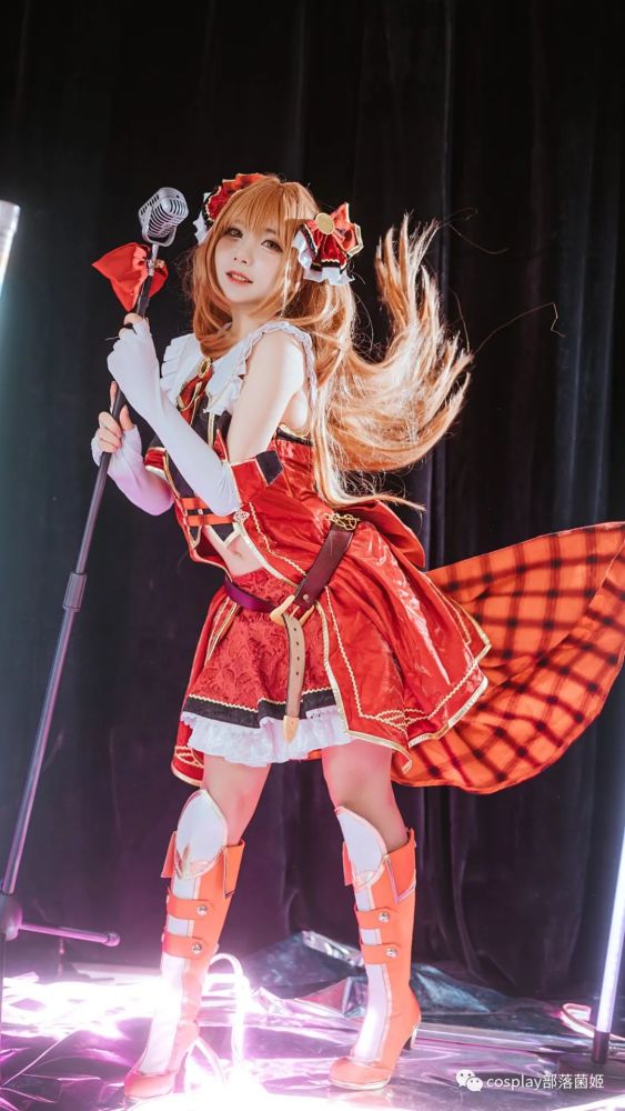 鞠婧祎手势舞
