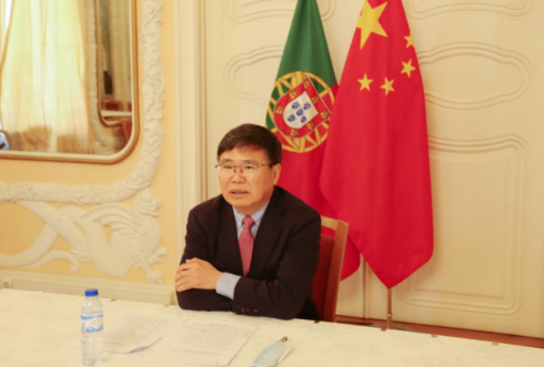 2021年3月26日,赵本堂大使同旅葡侨界代表举行视频座谈,葡萄牙中华总