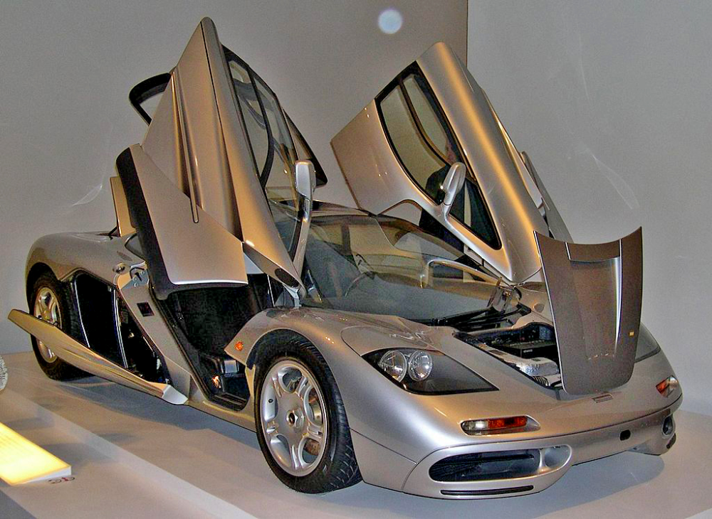 车坛风云录1 地表最速v12自然进气原厂超跑mclaren F1 腾讯新闻