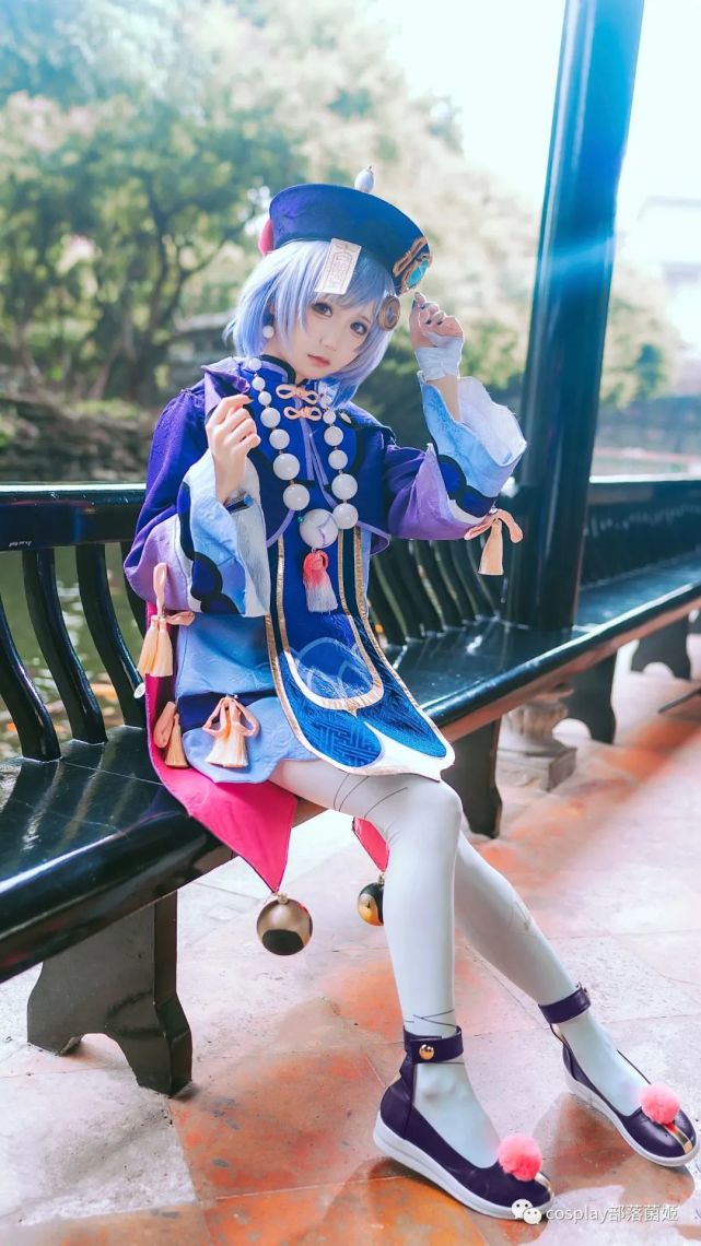 cos:原神七七和胡桃cos正片