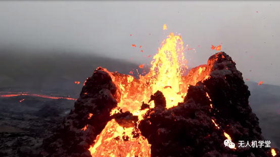 沉睡六千年航拍冰島火山噴發極限距離捕捉火山口熔岩翻滾濺出