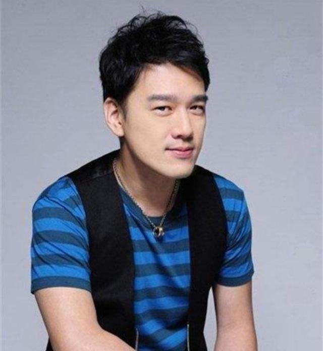 相貌最"贵气"演员王耀庆,演不了穷人,拍戏连西装都是私人定制