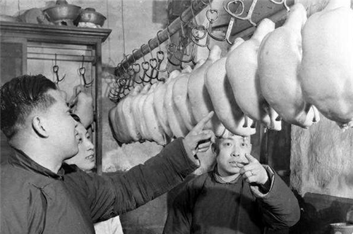 156岁的烤鸭之王全聚德卖不动了网友你去看看价格