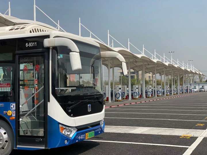 未來在杭州城北的這個停車場每輛公交車可化身城市充電寶