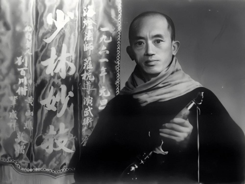 海灯法师是骗子二指禅造假87岁去世时少林寺无一人来吊唁