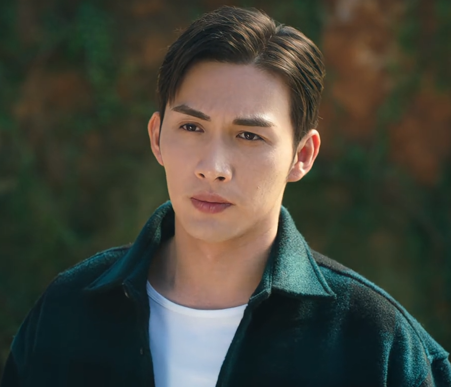 《司藤》大结局:司藤苏醒后半年出分身,秦放苦寻5