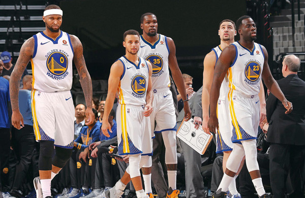 篮网为什么要组建五巨头?布朗尼给了我们答案,都是被詹姆斯逼的