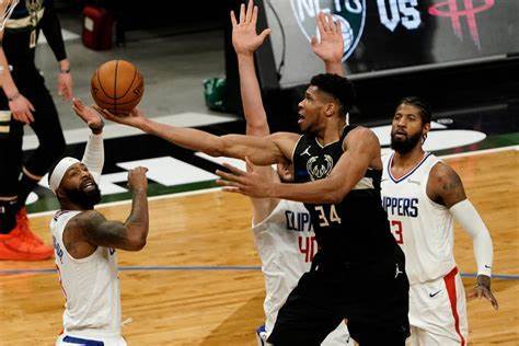 NBA3月30日比赛前瞻：字母哥大战伦纳德雄鹿胜？篮网胜森林狼？