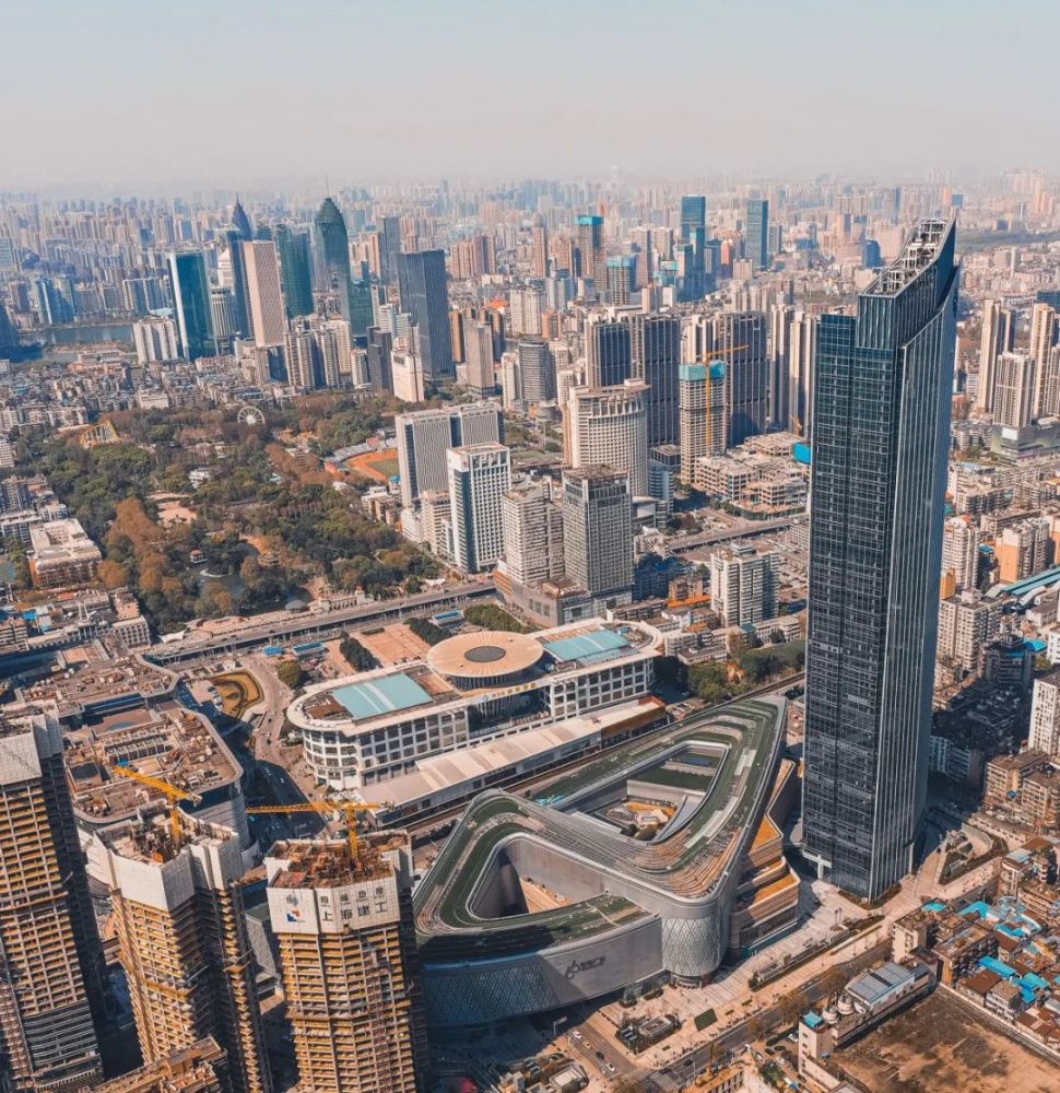 武汉市硚口区聚焦跨境电子商务综合试验区打造千亿商业板块