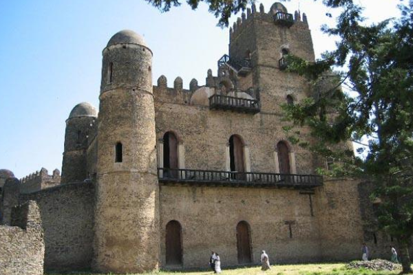 到了公元19世纪中期,外来势力的入侵终于动摇了所罗门王朝的统治,这