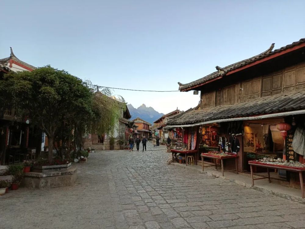 丽江的前朝古都古朴的白沙小镇